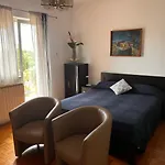 Apartment Ylenia